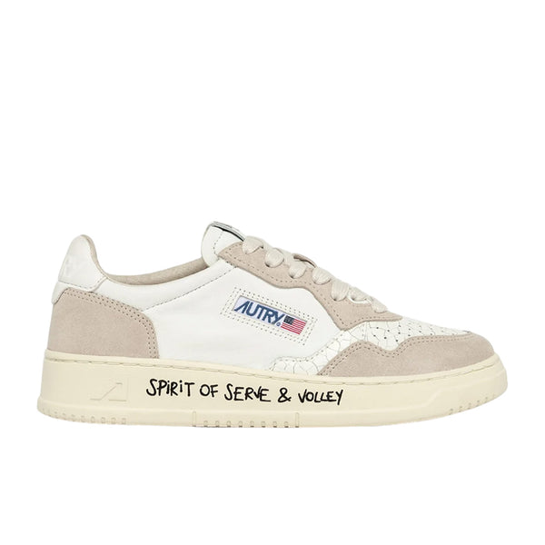 AUTRY UNISEX MEDALIST LOW SNEAKERS IN WHITE LEATHER AND BEIGE SUEDE