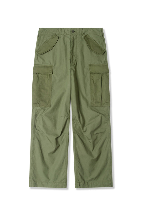 loose cargo pants